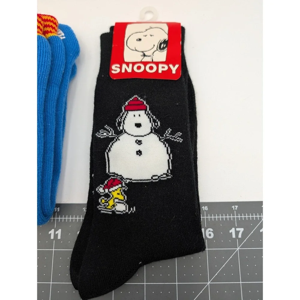 Peanuts Snoopy Socks‎ Lot Non Skid Merry Christmas